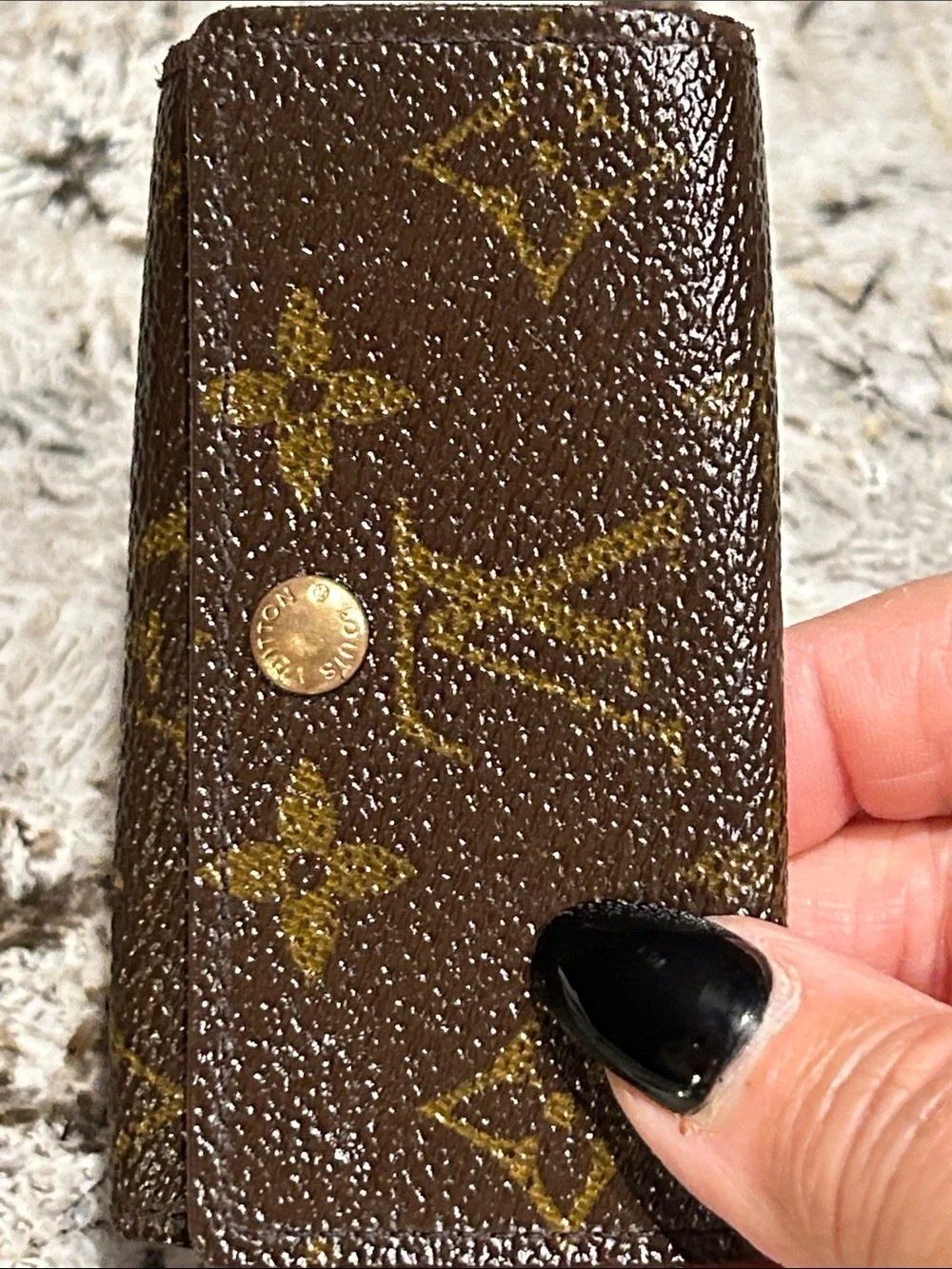 Louis Vuitton compact key